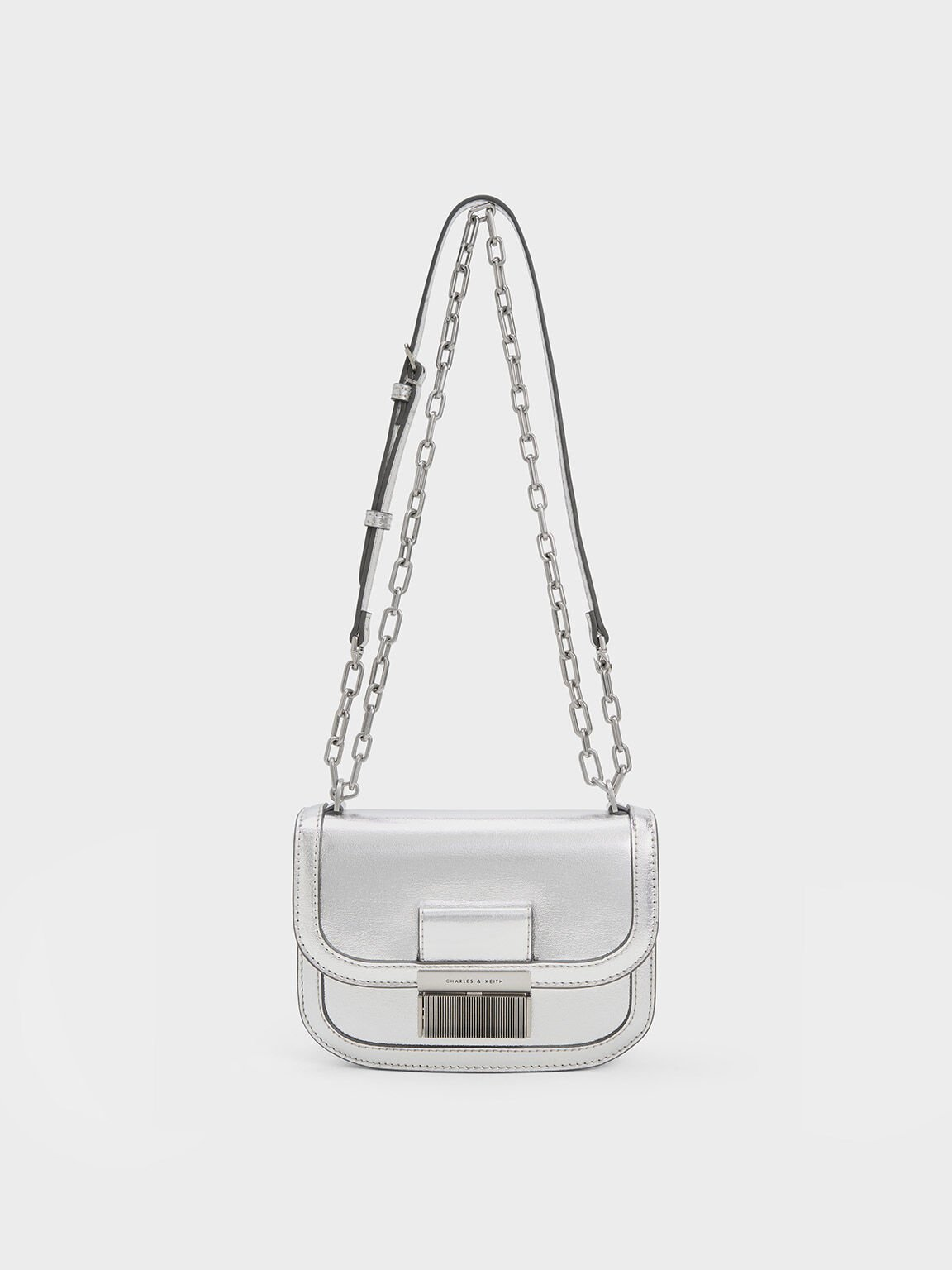 Silver-tote-bag-at-independent-boutique.jpg